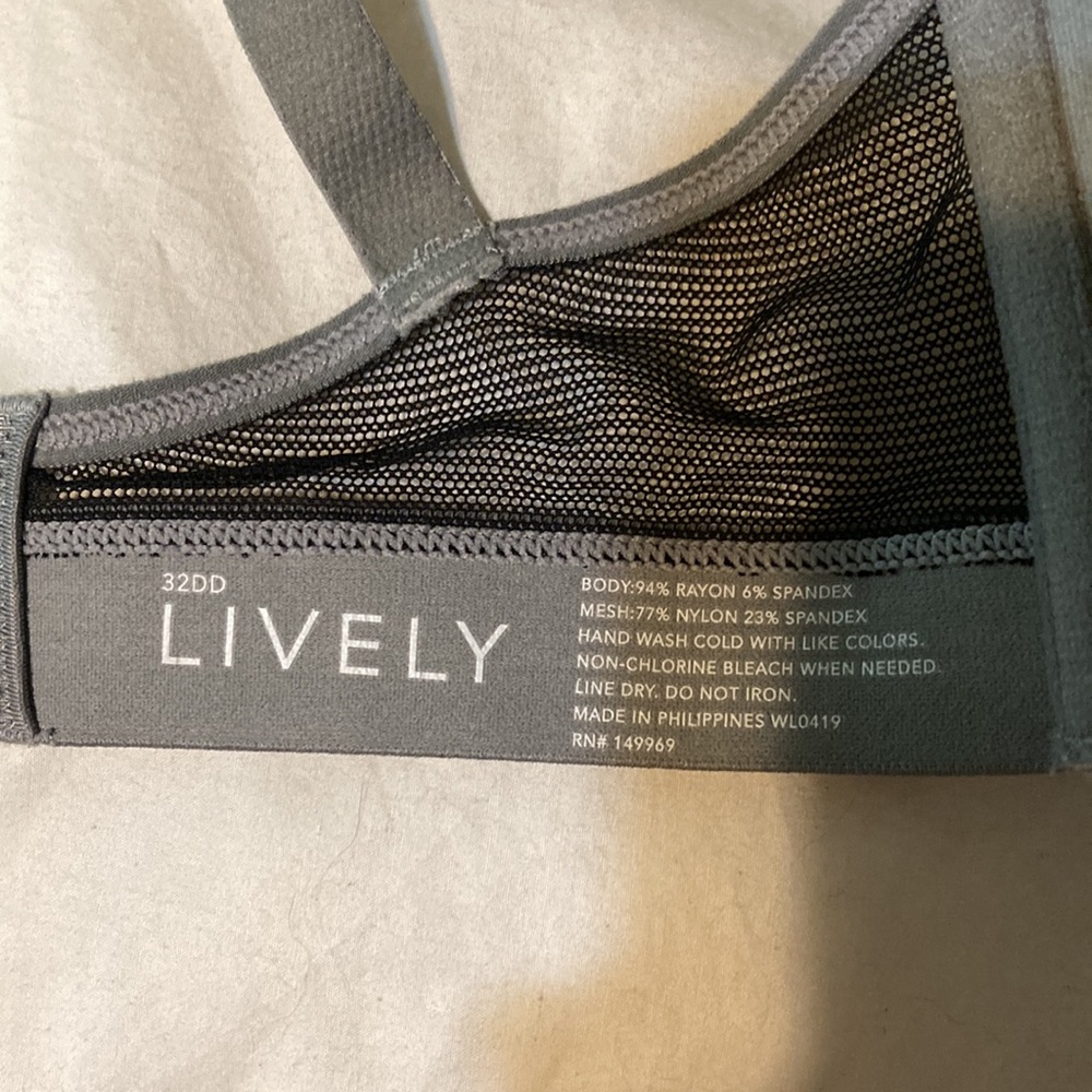 Lively Bra - image 4